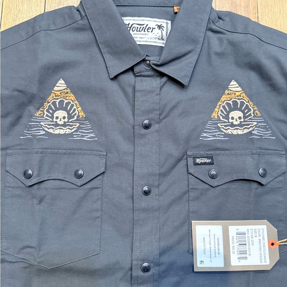 Howler Brothers - RARE - Bermuda Triangle MED/LARGE - NWT